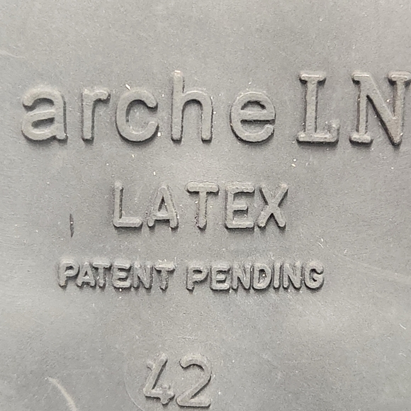 Vintage 379gap Arche LN Suede Leather Heeled Booties, Plum, US Womens 10, EUR 42 - Picture 7 of 7